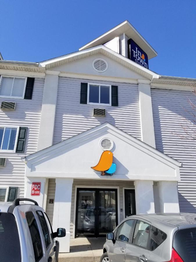 Intown Suites Extended Stay Indianapolis In -College Park Michigan Road Exterior foto